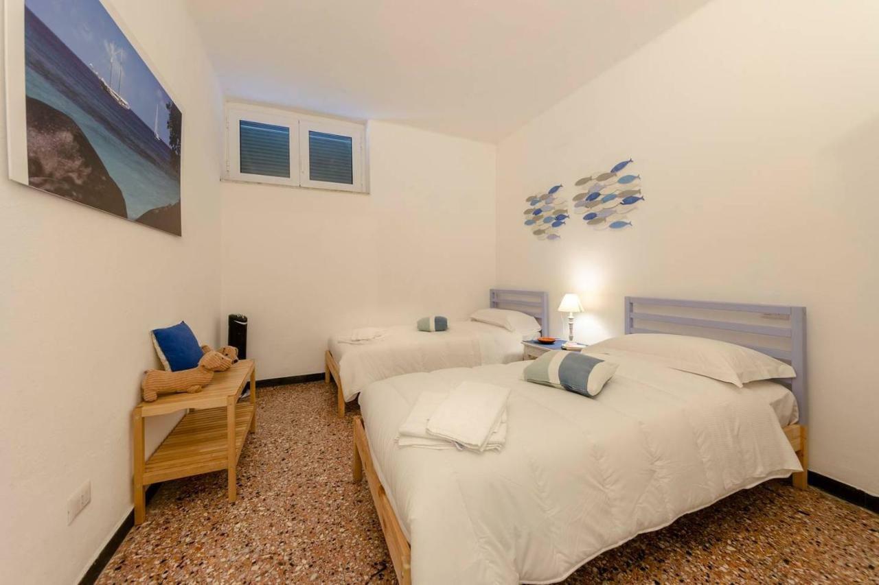 Joivy Spacious 2 Bedroom Apt With Terrace At The Heart Of The Vernazza Buitenkant foto