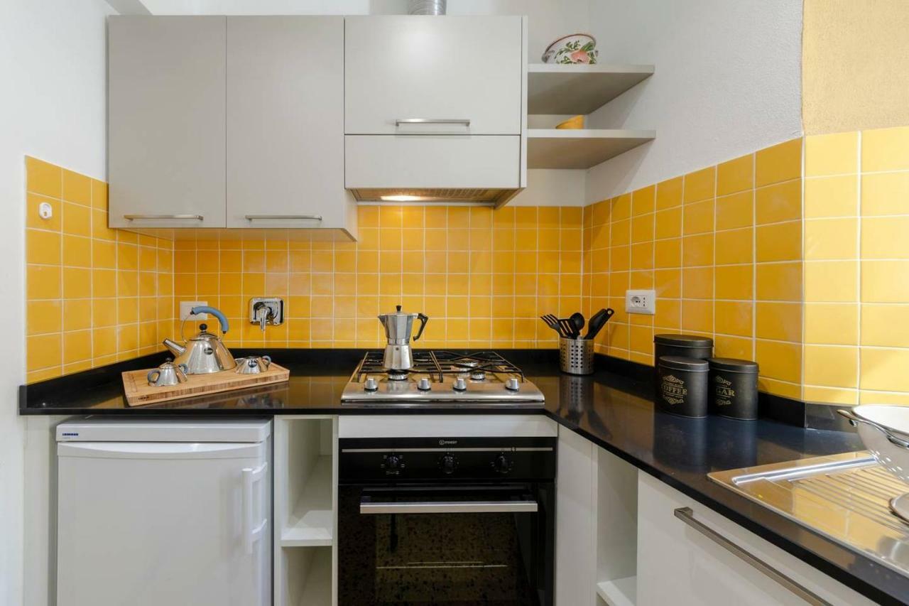 Joivy Spacious 2 Bedroom Apt With Terrace At The Heart Of The Vernazza Buitenkant foto
