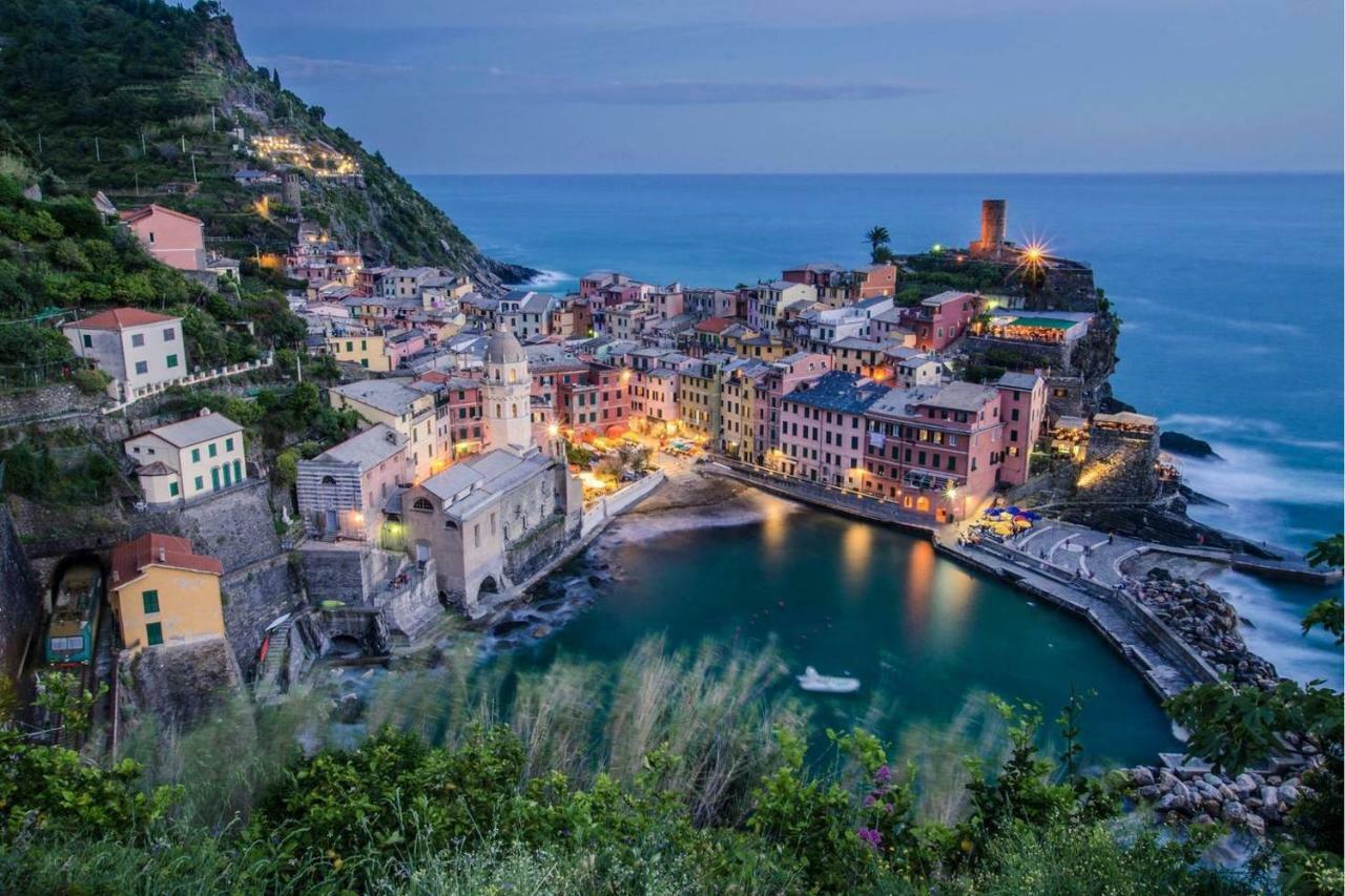 Joivy Spacious 2 Bedroom Apt With Terrace At The Heart Of The Vernazza Buitenkant foto